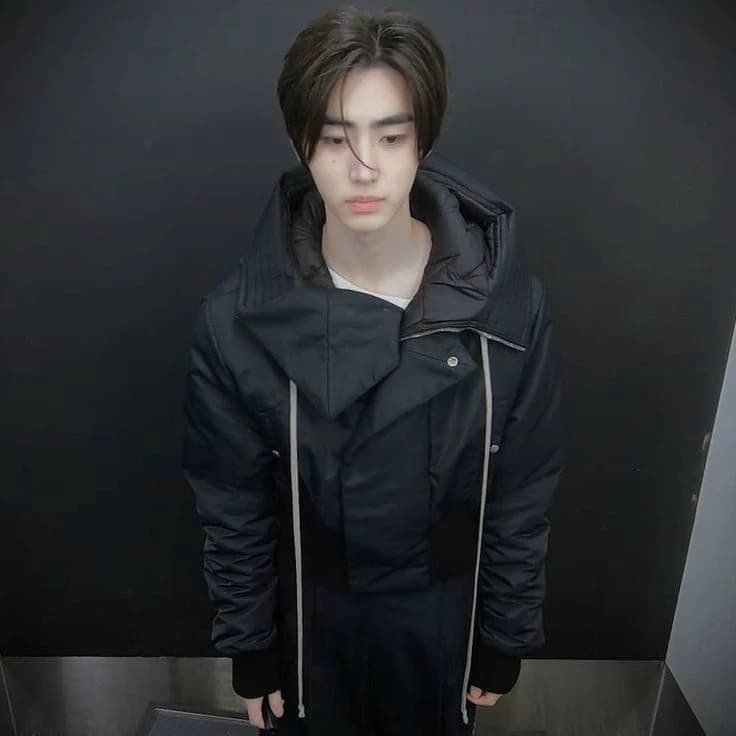 Sunghoon thumbnail