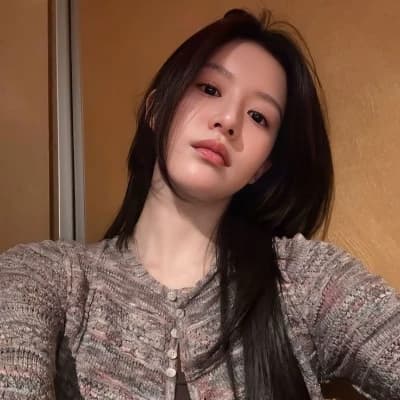 kim thumbnail