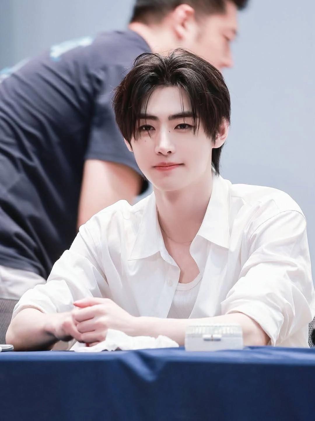 Park sunghoon  thumbnail