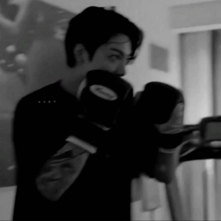Jeon Jungkook thumbnail