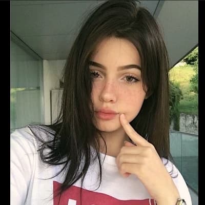 Lily thumbnail