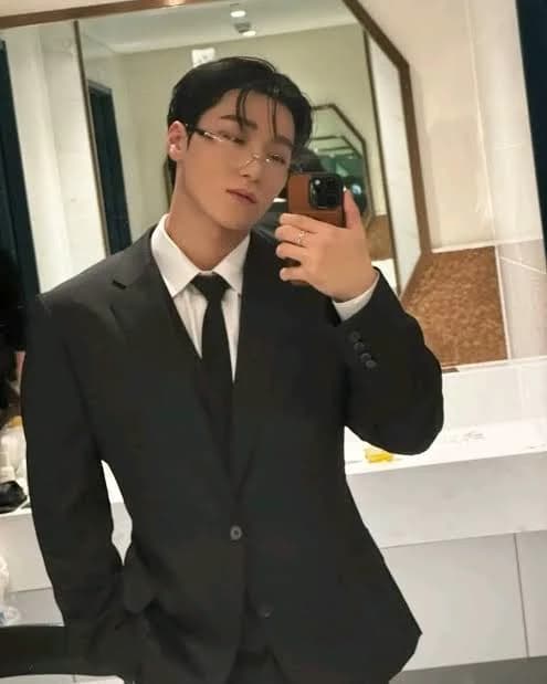 Choi San  thumbnail