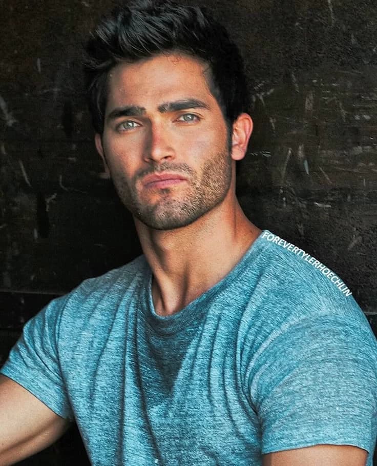 Tyler Hoechlin thumbnail
