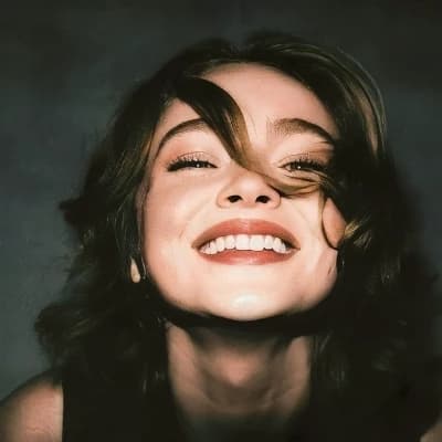 Sadie sink thumbnail