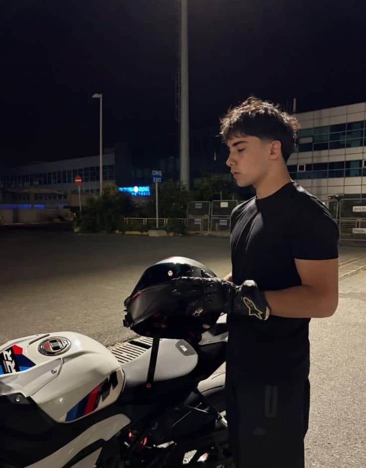 Moto boy (entregador) thumbnail