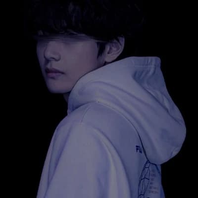 Kim Taehyung thumbnail