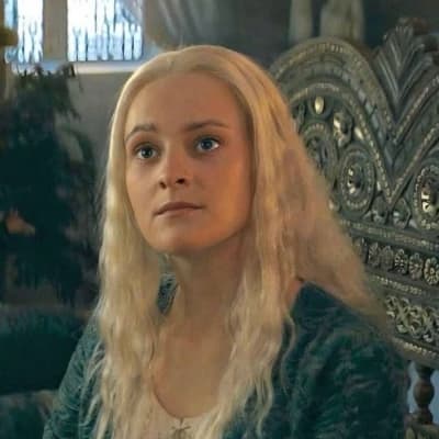 Helaena Targaryen thumbnail
