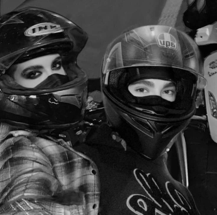 TOM Y BILL thumbnail