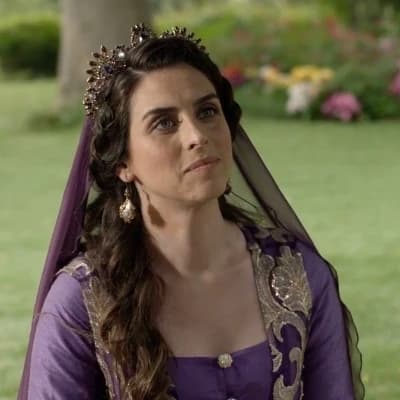 Saliha Dilaşub Sultan thumbnail