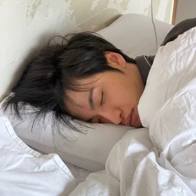 Park Seonghwa thumbnail