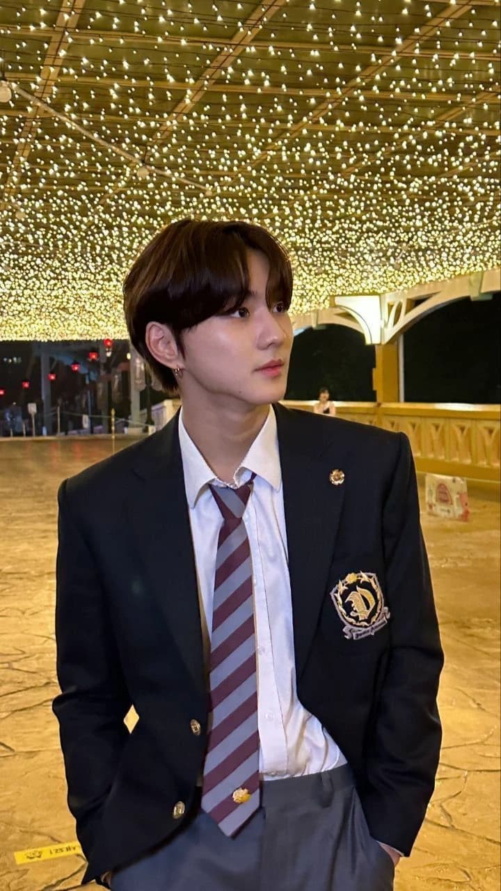 Yang Jungwon thumbnail
