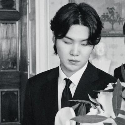 Min Yoongi thumbnail