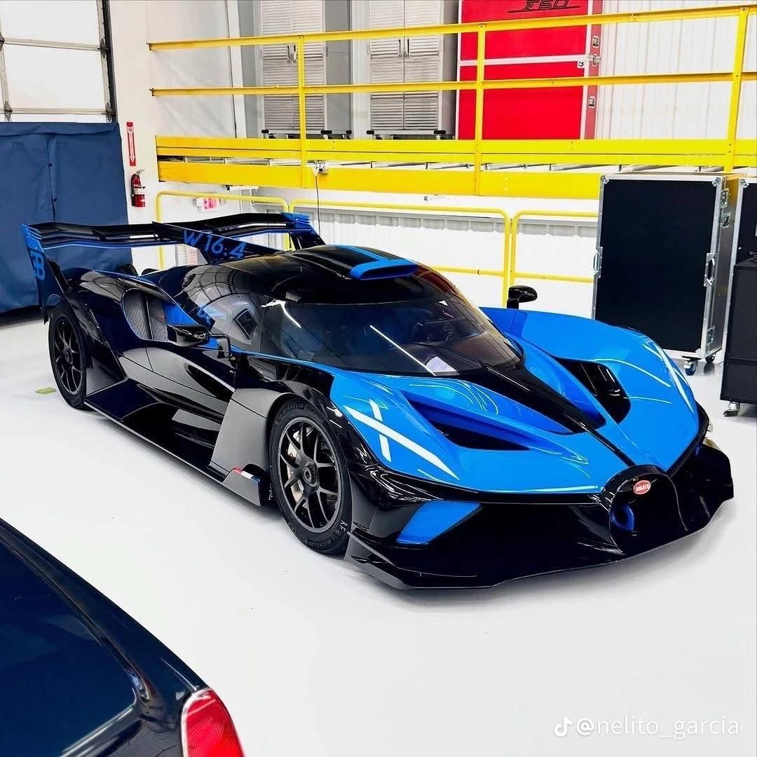 Bugatti bolide  thumbnail