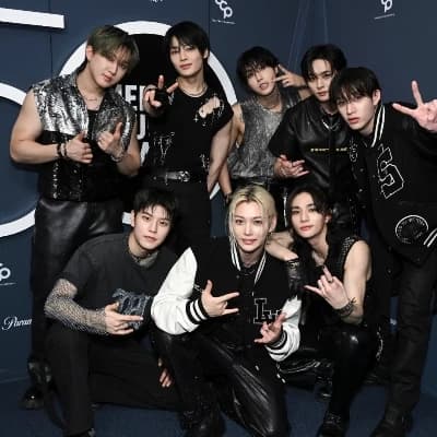 Lee Felix (Stray Kids) thumbnail