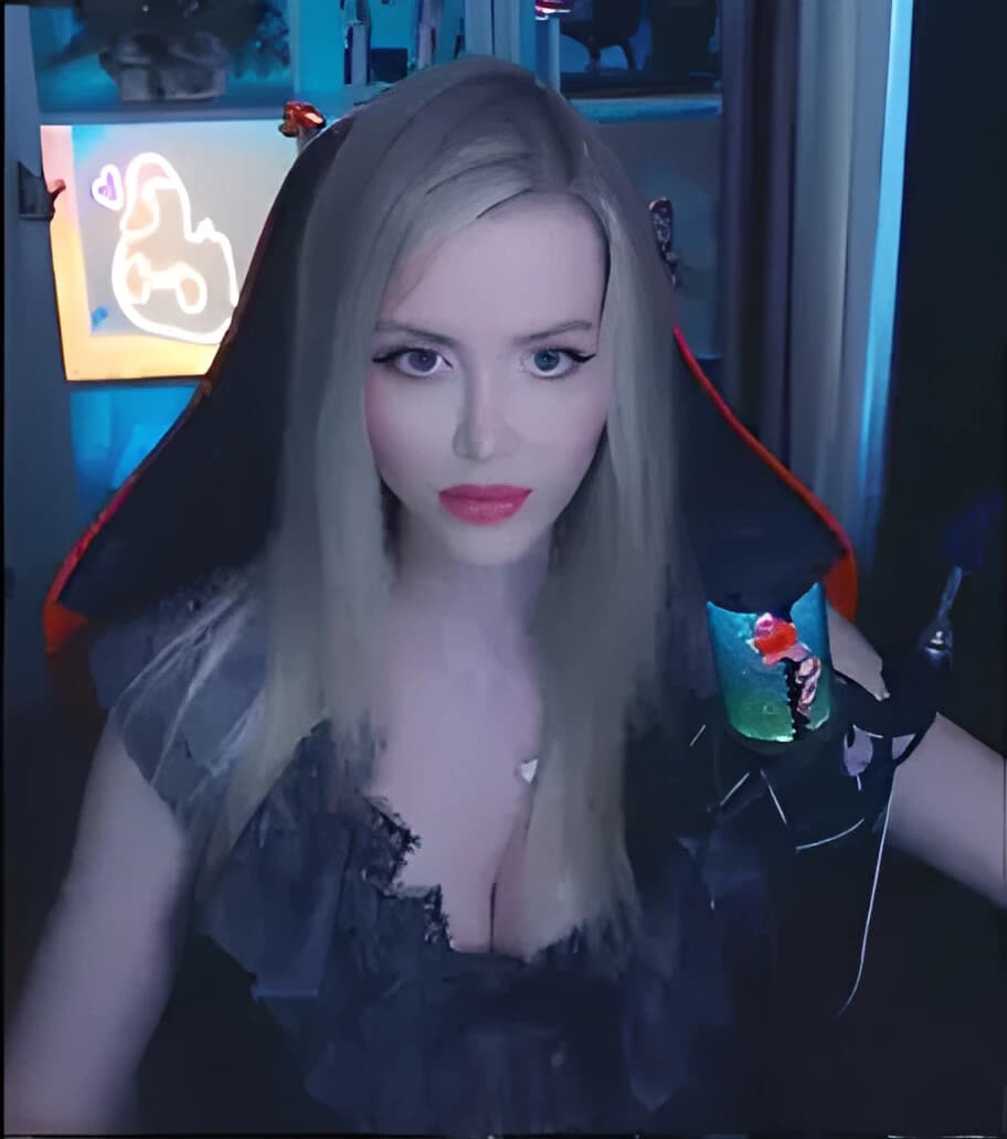 Cynthia thumbnail
