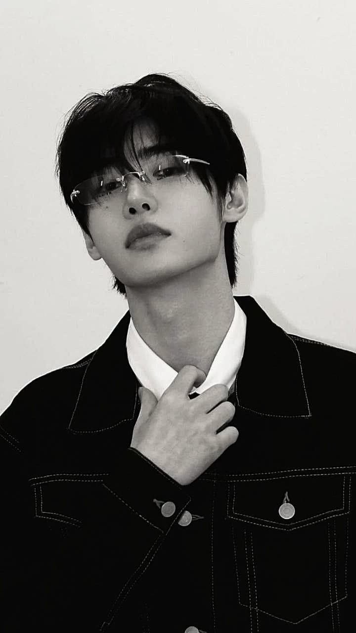 Sunghoon thumbnail