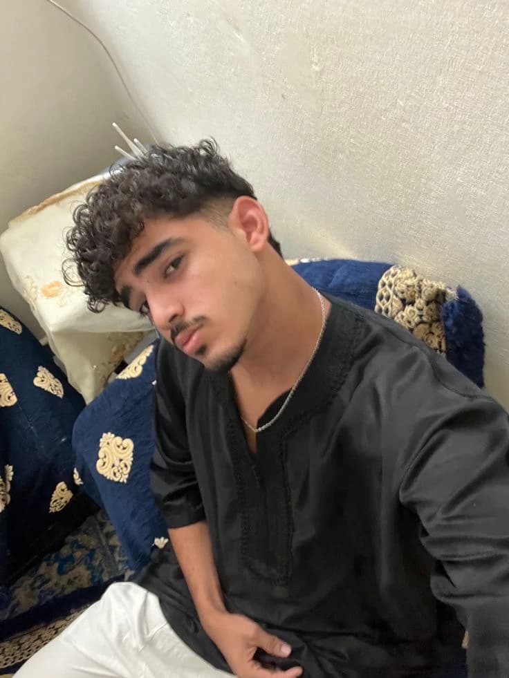 Lie thumbnail