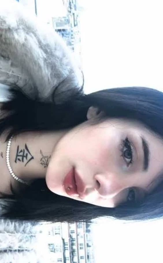 Lilimilk69 thumbnail