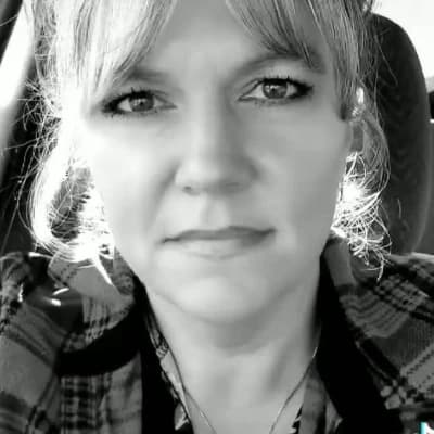Sara thumbnail
