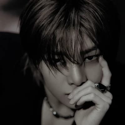 Yang Jeongin | mafia husband thumbnail