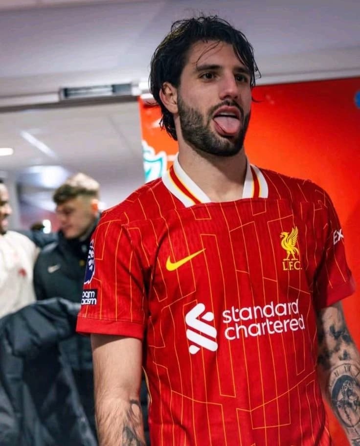 Ur famous footballer husband  thumbnail