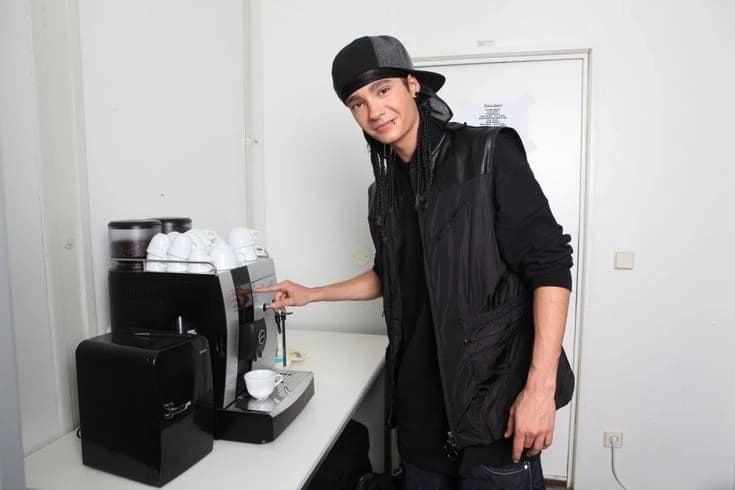 Tom kaulitz thumbnail