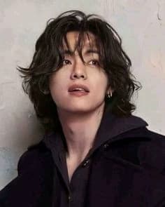 Kim Taehyung thumbnail