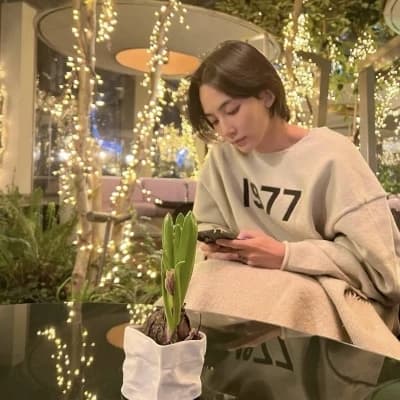 Yoon Jeonghan thumbnail