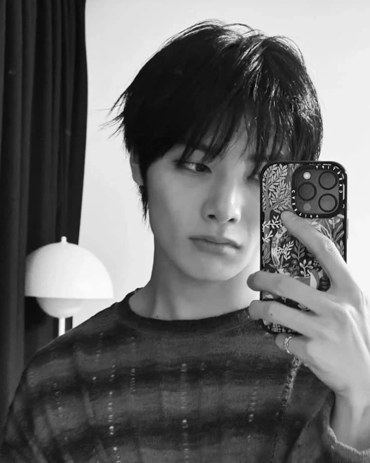 Yang Jeongin thumbnail