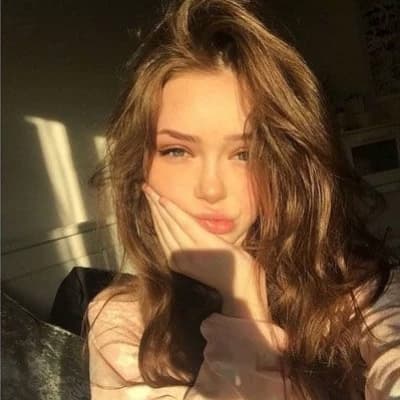 Nicole  thumbnail