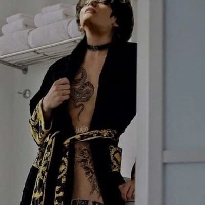 Kim Taehyung thumbnail