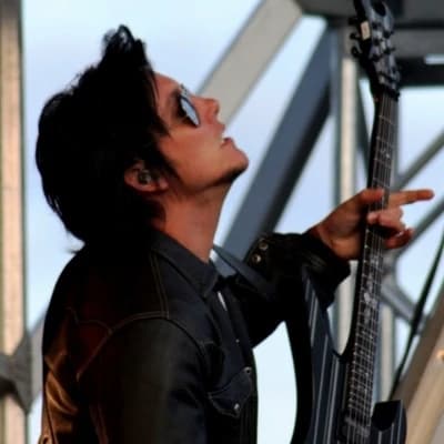 Synyster Gates thumbnail