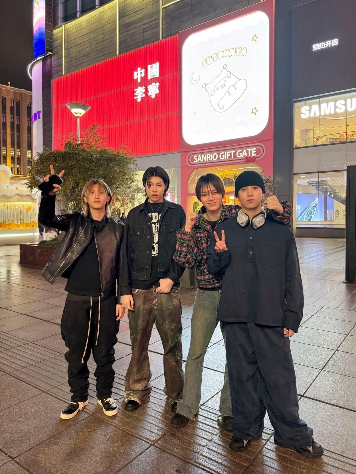 LNGSHOT4SHO thumbnail