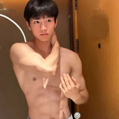 Hyun-lee thumbnail