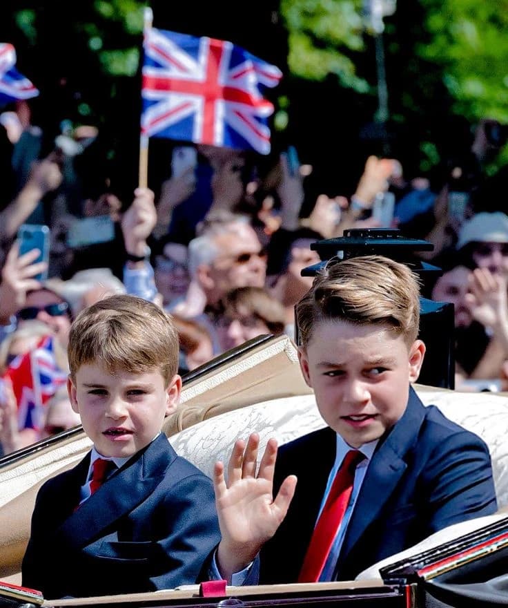 The Wales Royal Family - The Carriage Part 1 thumbnail