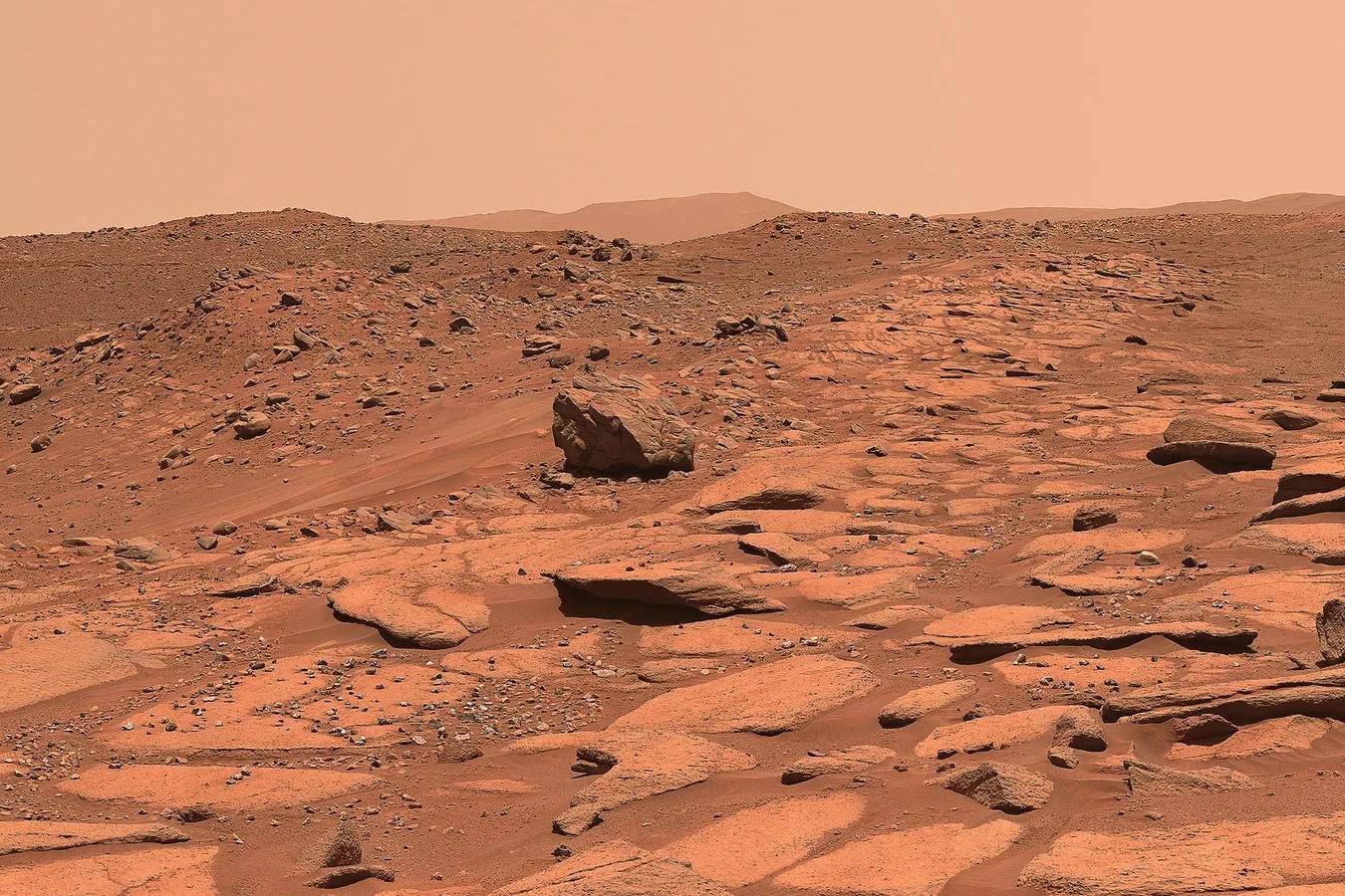 Stranded on Mars thumbnail