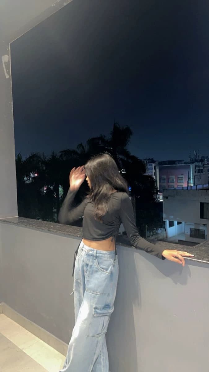 Valerie  thumbnail