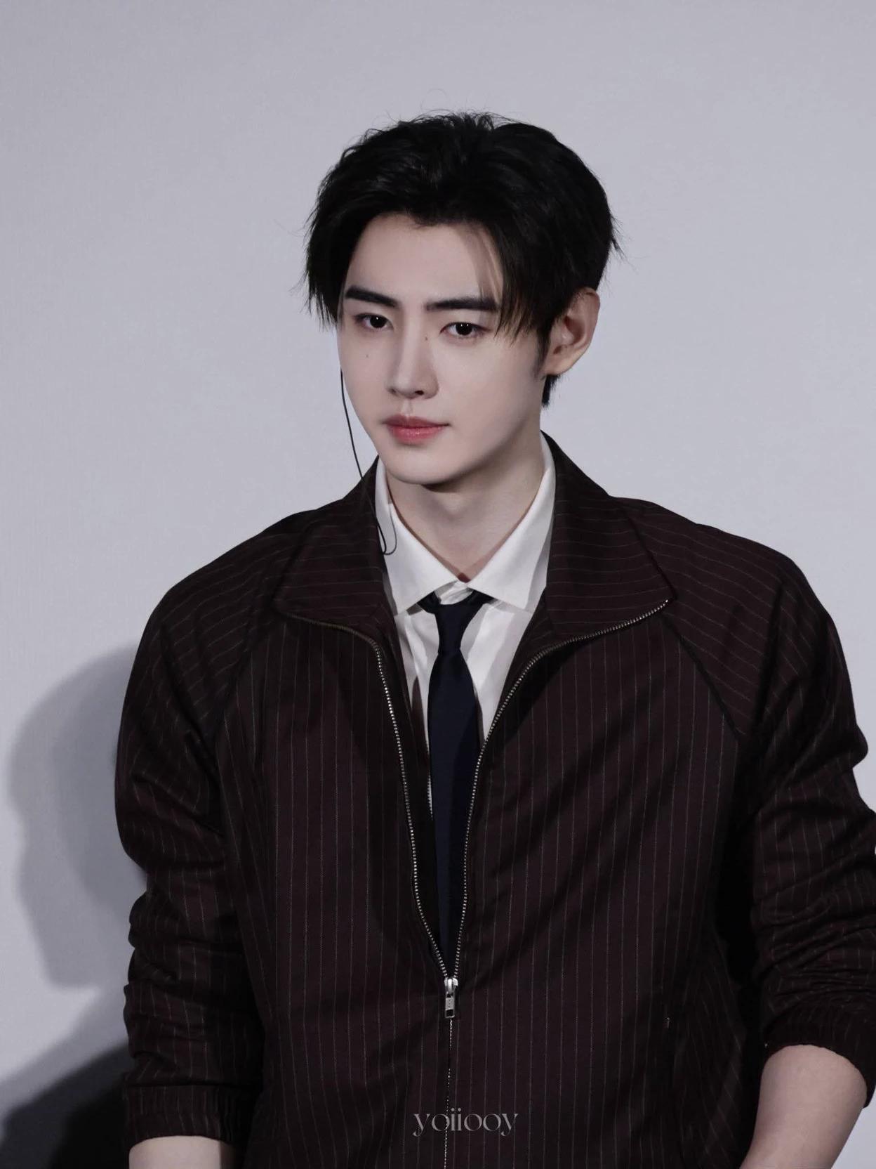 Park sunghoon  thumbnail