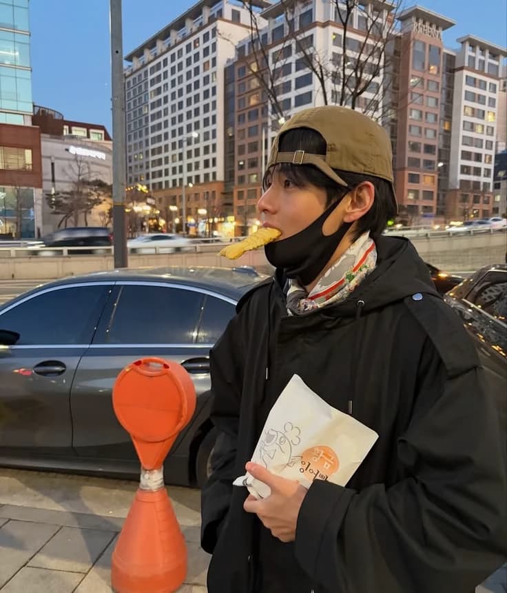 Taehyung  thumbnail