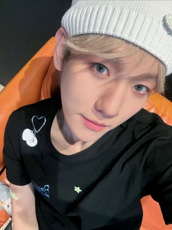 Byun Baekhyun  thumbnail
