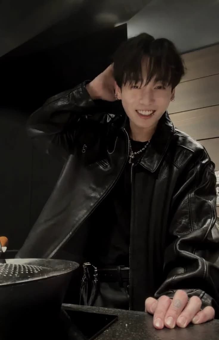 Jeon Jungkook thumbnail