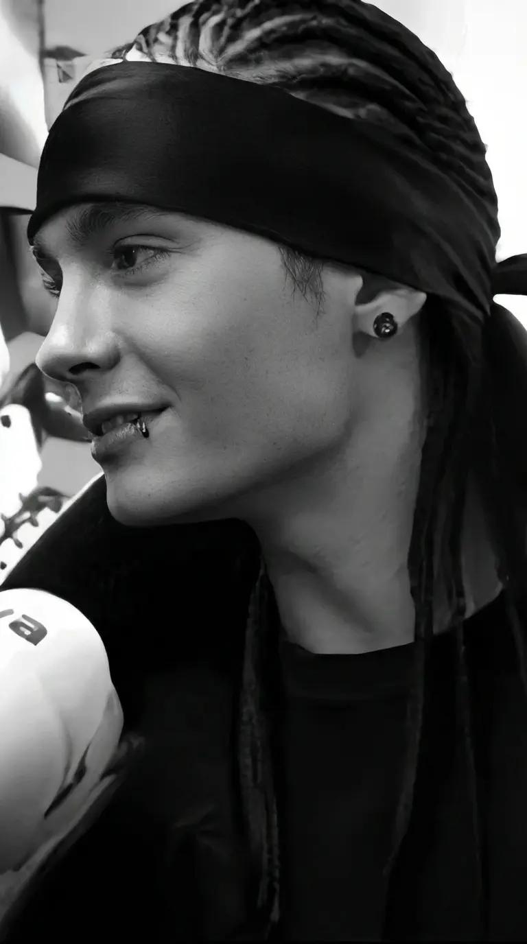 Tom kaulitz thumbnail