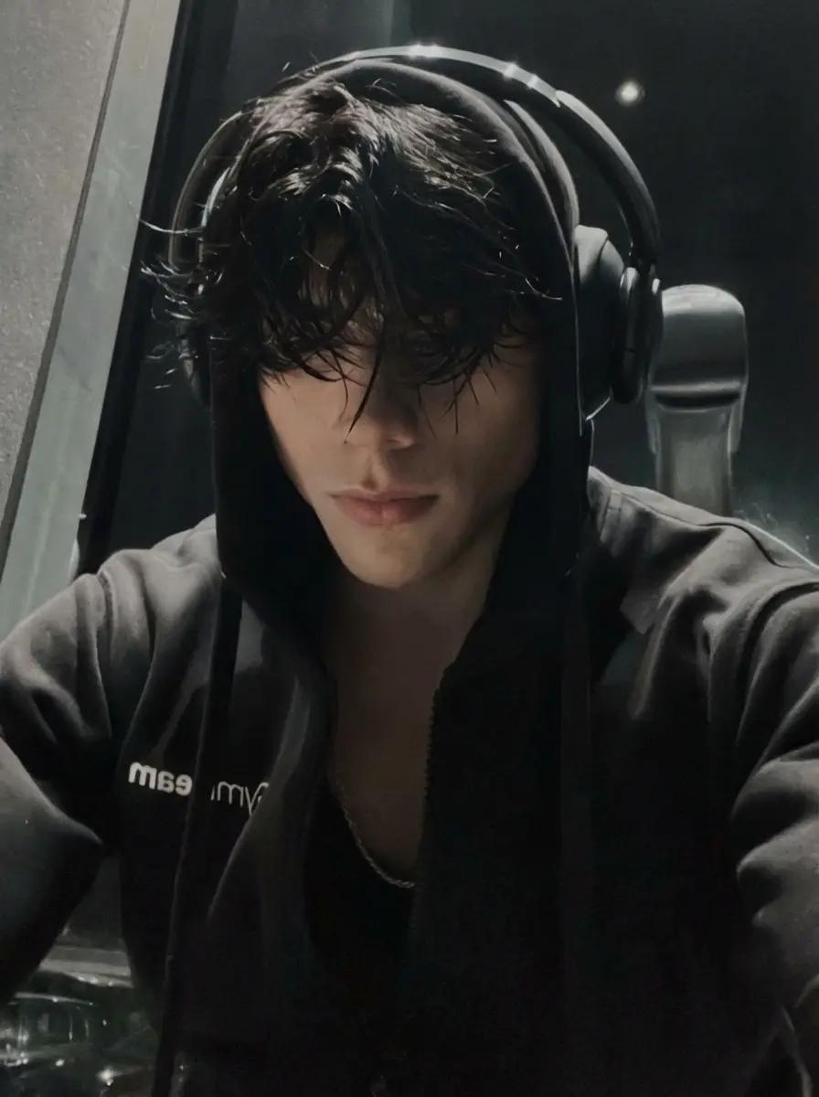 Best friend  thumbnail