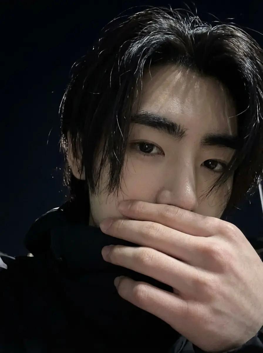 Sunghoon thumbnail