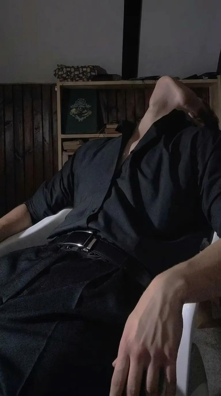 mafia husband. thumbnail