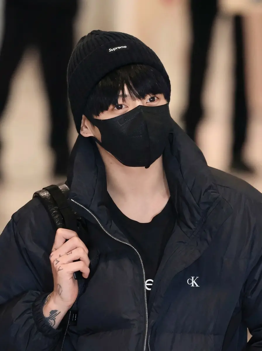 Jeon Jungkook idol thumbnail