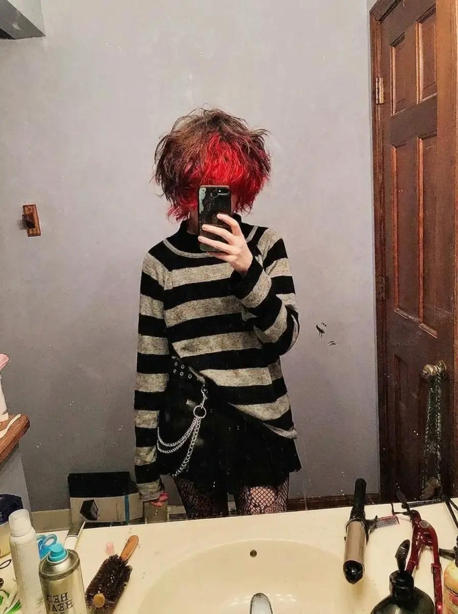 Nicolás (femboy) thumbnail