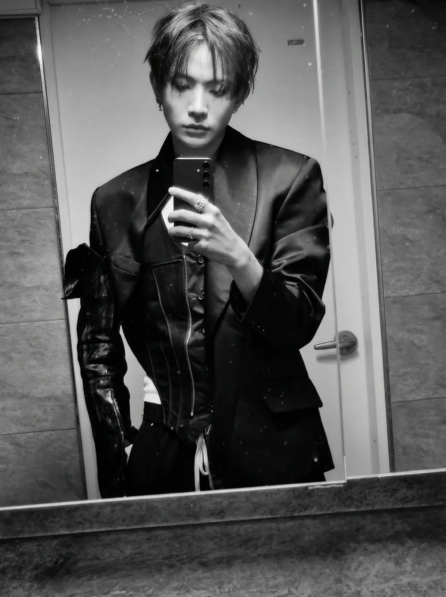 Lee Heeseung thumbnail