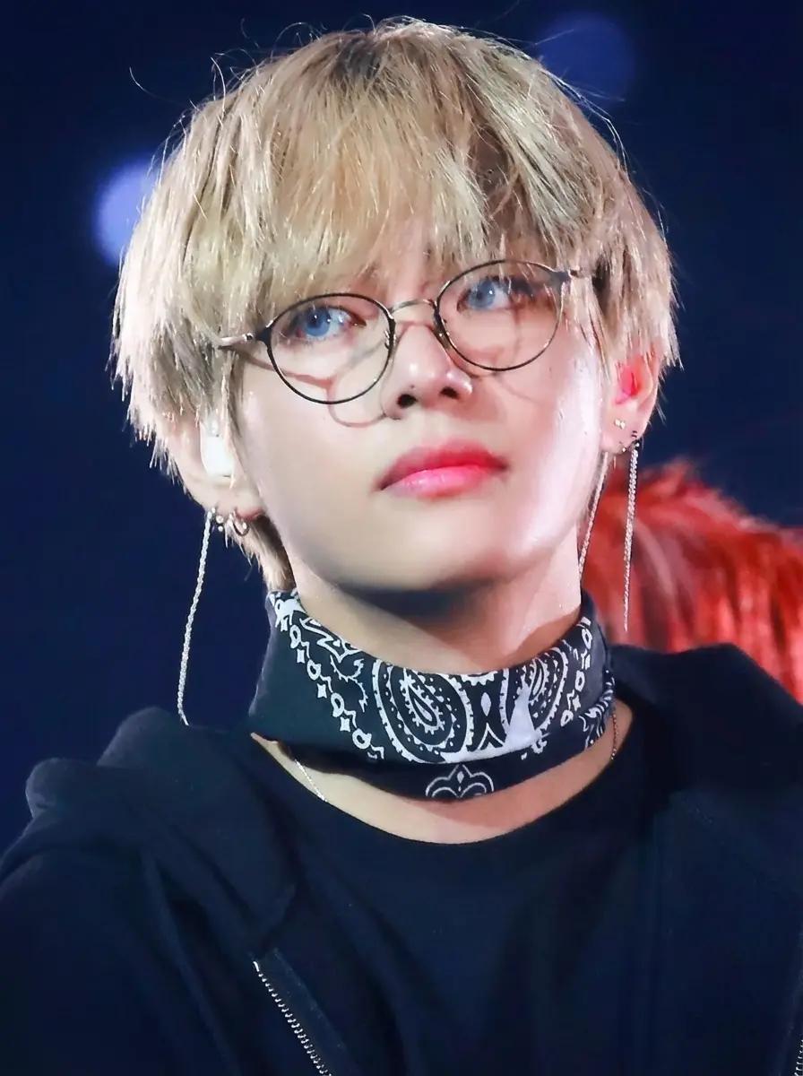 Taehyung thumbnail