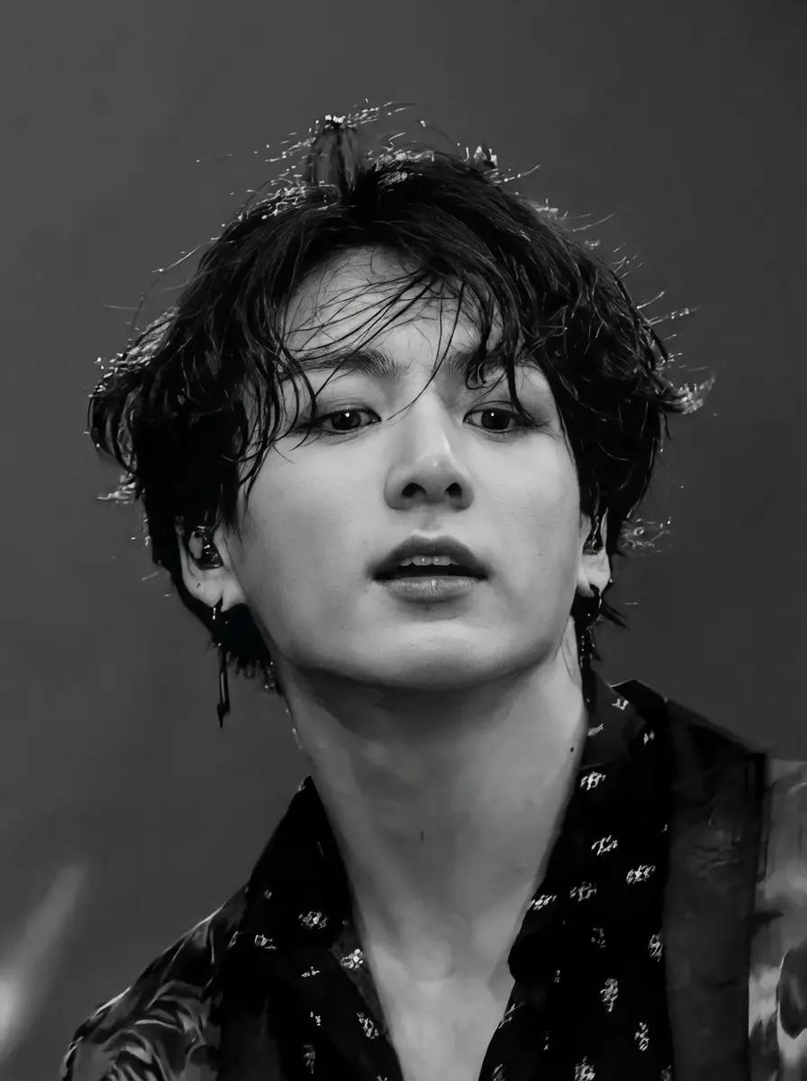 Jeon Jungkook thumbnail